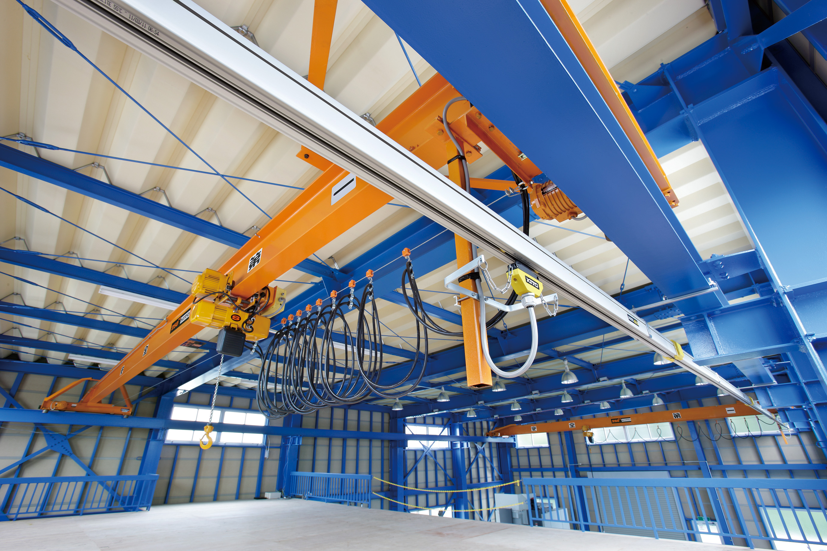 日本少妇被爽到高潮无码